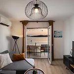 Top Floor Sunset Apartment