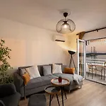 Top Floor Sunset Apartment